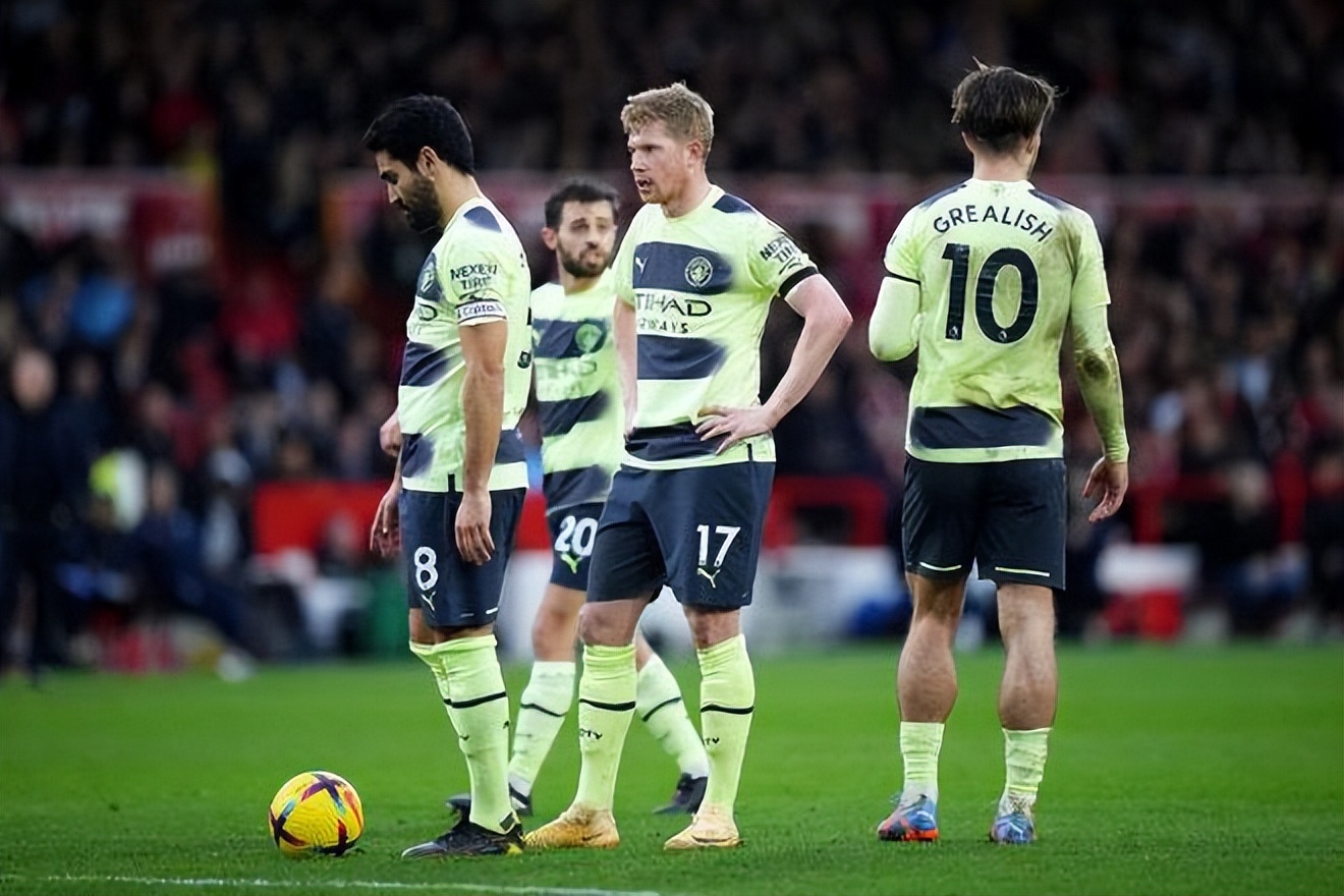 时隔两年半，官方：巴萨将在本周六对阵毕尔巴鄂竞技时回归诺坎普（官方宣布：巴萨时隔两年半将于本周六对阵毕尔巴鄂时重返诺坎普）