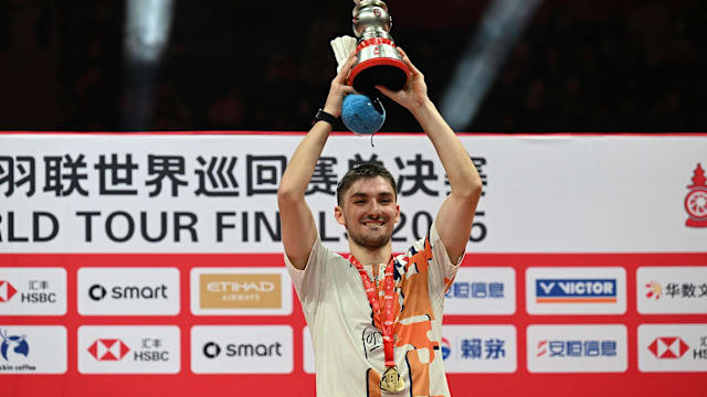 官方：利物浦旧将艾比加盟索菲亚火车头，双方签约两年（官宣：前利物浦球员艾比加盟索菲亚火车头，签约两年）