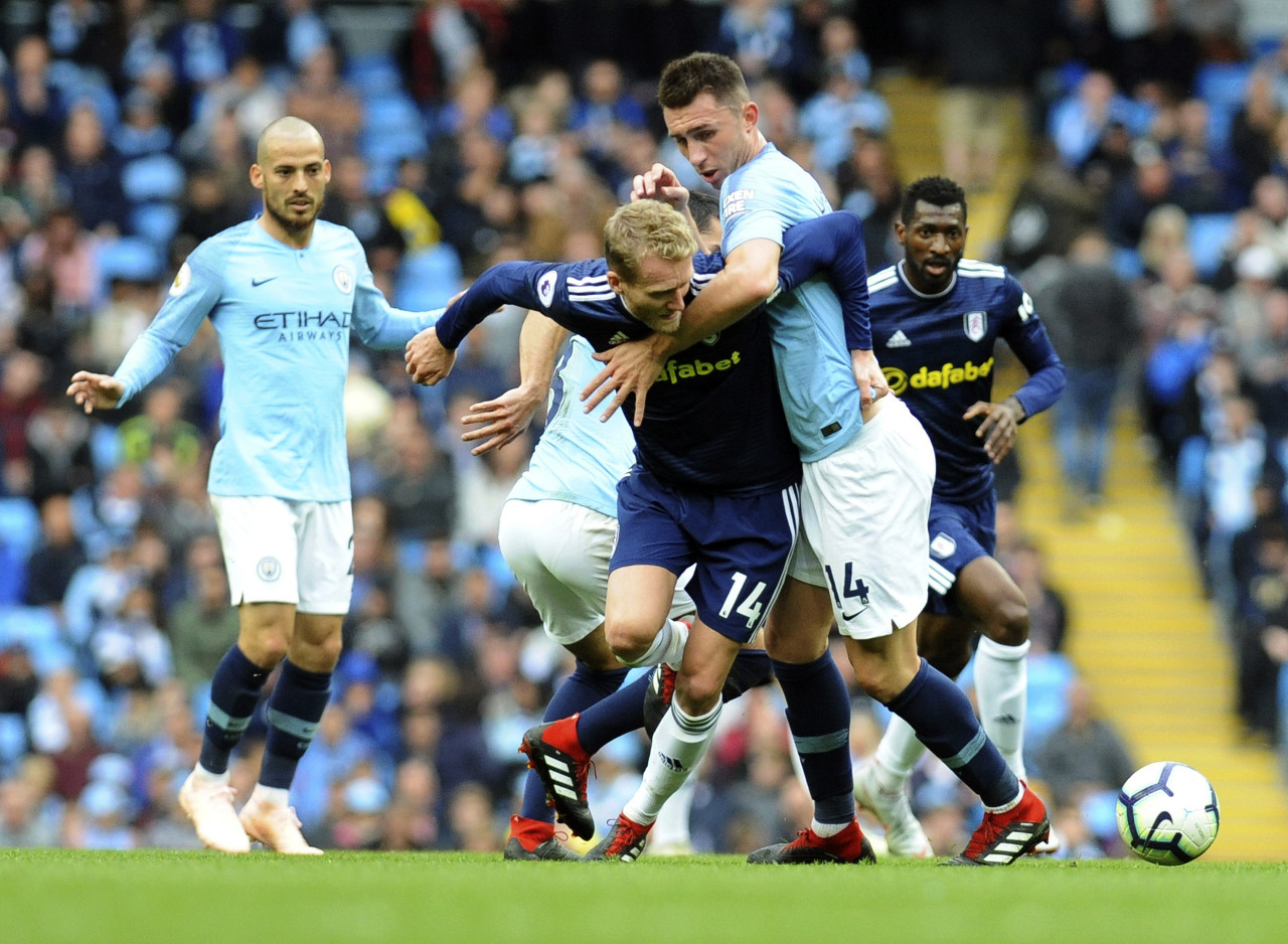 范晓冬：我知道的圈内料比球迷多多了，但我不会诋毁中国足球（范晓冬：圈内消息我知道得比球迷多得多，但绝不抹黑中国足球）