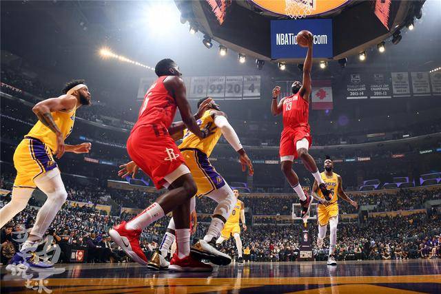 伊卡尔迪：隔了5个月终于见到女儿了，我不需要解释场外的事情（伊卡尔迪：阔别5个月终于与女儿团聚，场外风波无需解释）